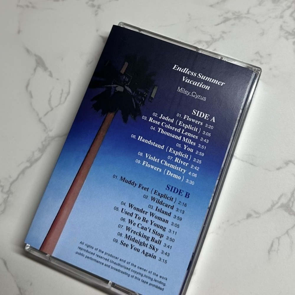 Miley Cyrus Cassette Tape | En - огляд і ціна Audio Music New
